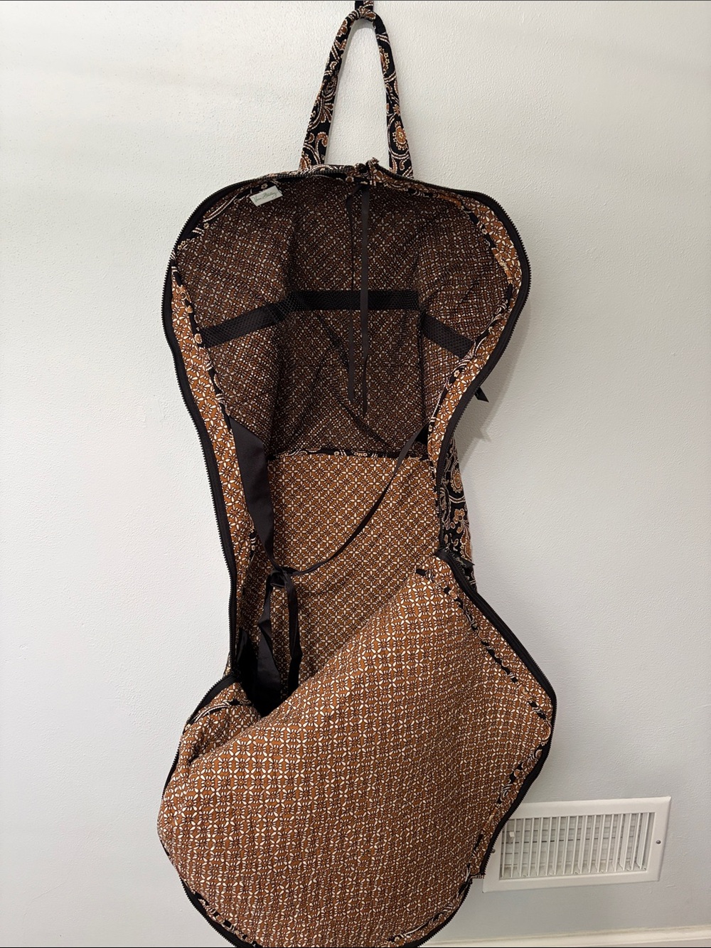 Vera Bradley Patterned Garment Bag in Black and Tan - Picture 6 of 6